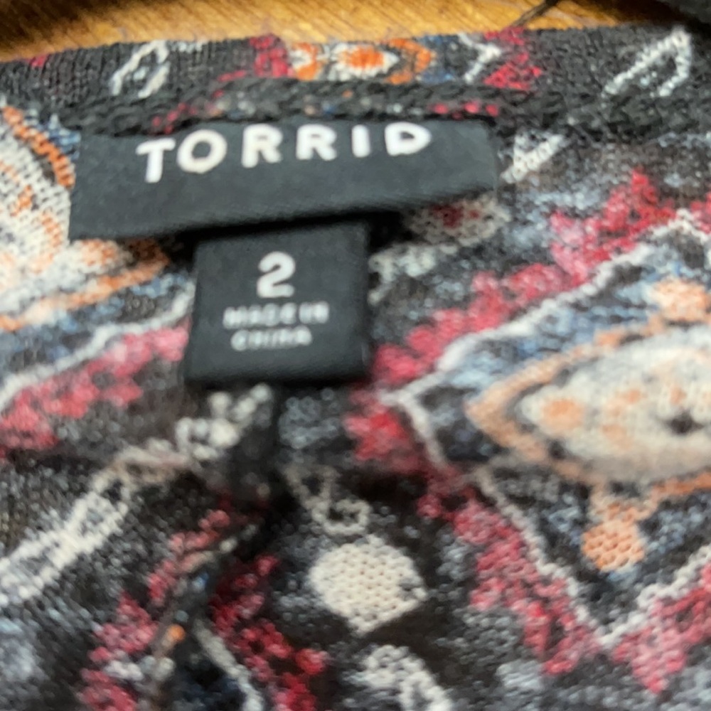 NWOT torrid size 2 kimono - Picture 2 of 2